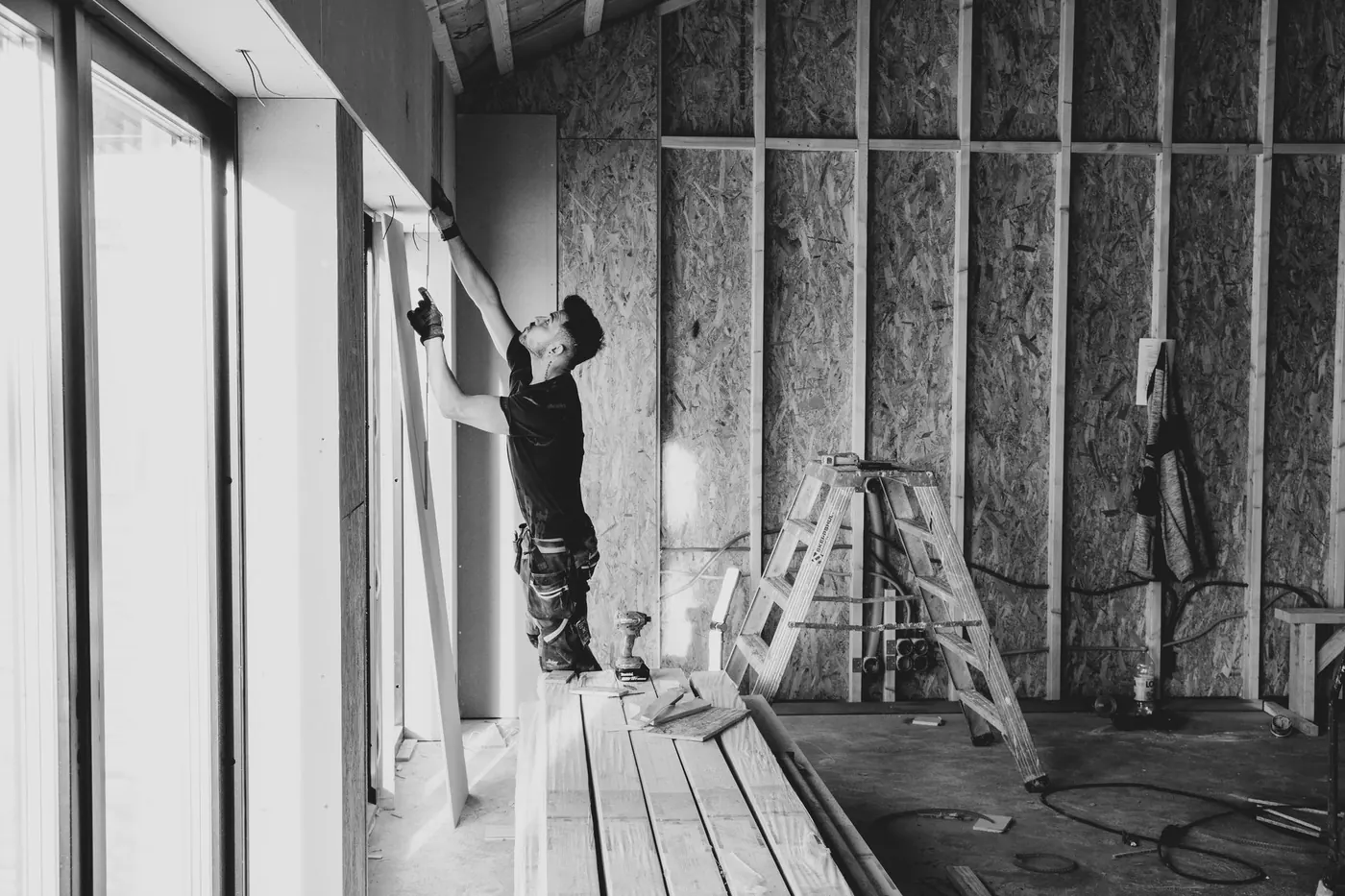 Artisan de Brunel TB au travail sur un chantier à Fonsorbes